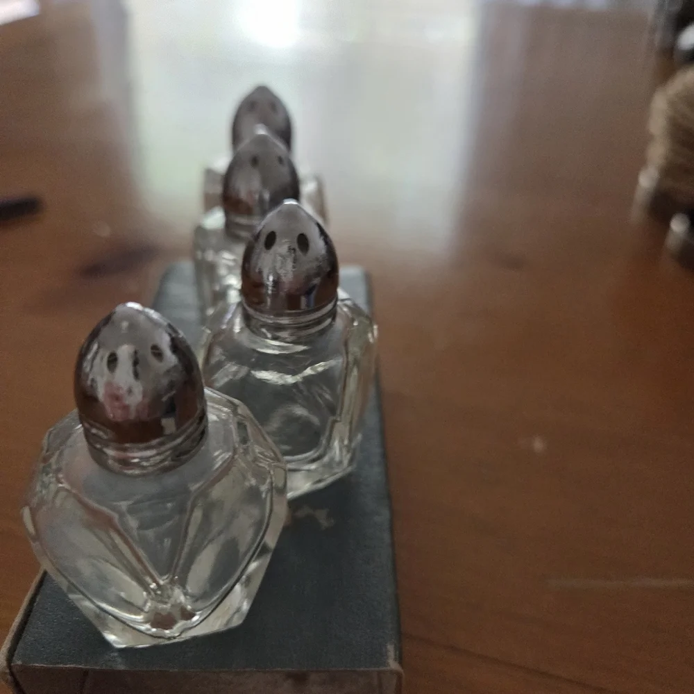Vintage Never Used In Original Box Salt/Pepper Shakers Made In Japan